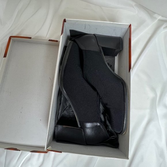 Donald J Pliner Womens Black Stretch Mesh Leather Chunky Heels Size 8.5 - Picture 6 of 10